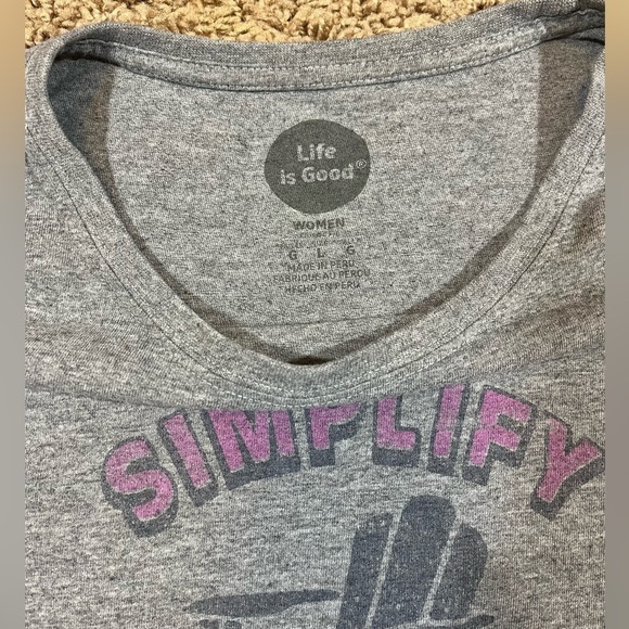 Life is‎ Good “Simplify” Beach Chair Shirt Women’s Classic Fit Size Large Tee - Picture 4 of 9